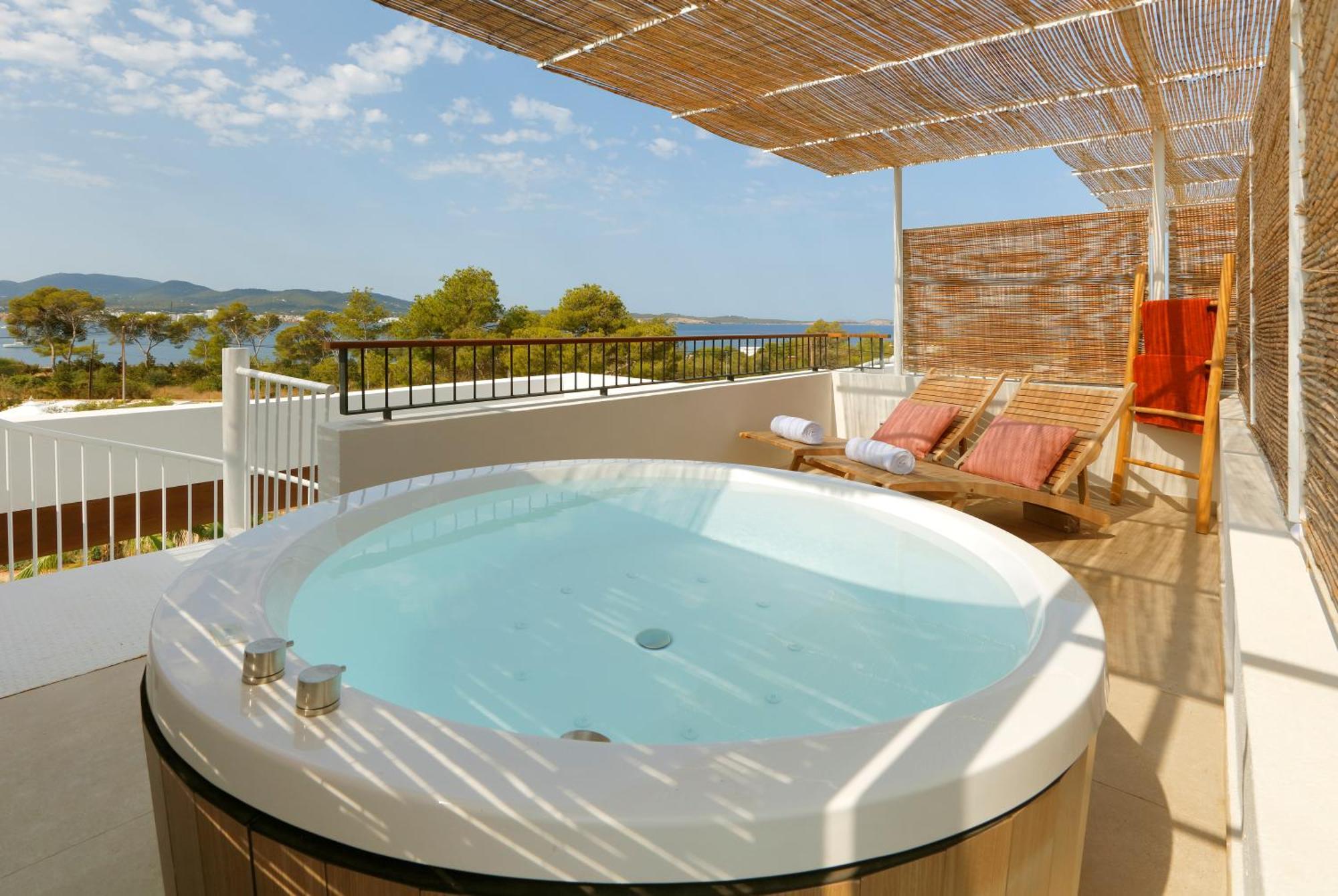 The Signature Level At Trs Ibiza (adults Only) 5* San Antonio (Ibiza)