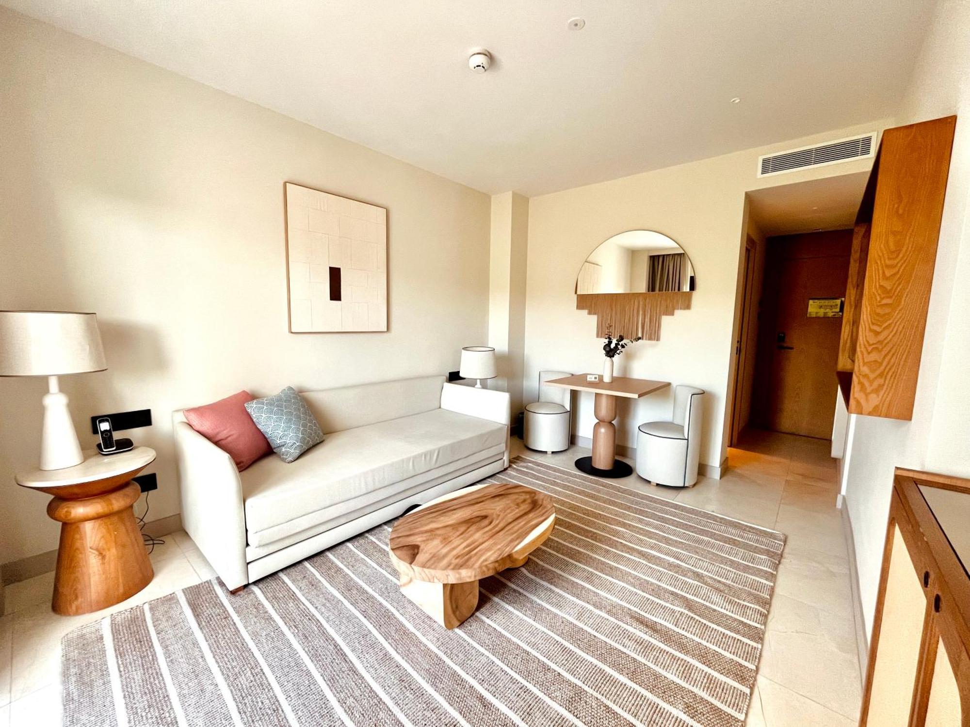 The Signature Level At Trs Ibiza (adults Only) 5* San Antonio (Ibiza)